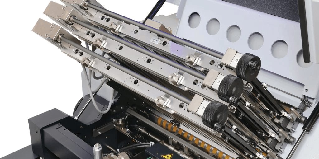 Buckle Folding Plates